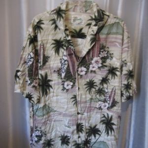 Winnie Fashions Men's Hawaiian Button Down Shirt Sz L Pre-Owned